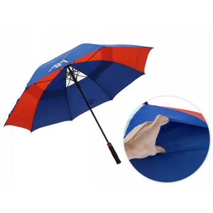 guarda-chuva de madeira retrô estilo vintage

